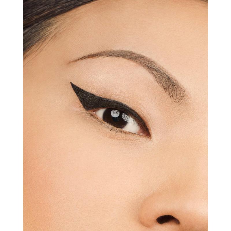 Felt Tip Illustrative Eyeliner