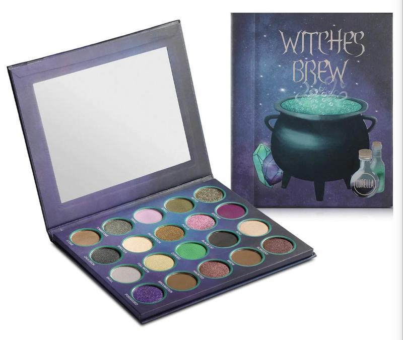 Limited Edition 4-Piece Eyeshadow Palette Mystery Box Set - A Surprise of Colors.