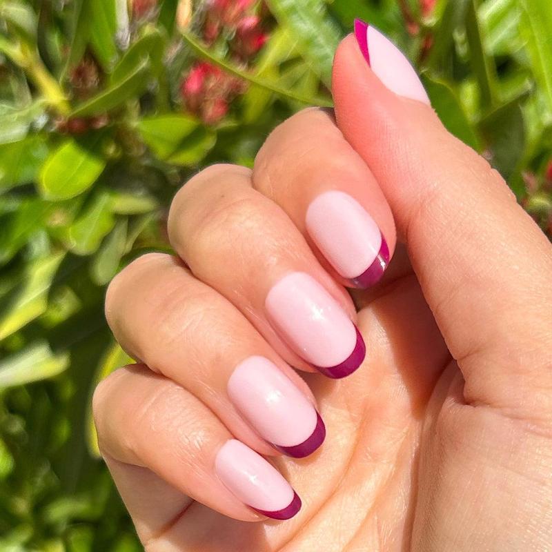 Plum Tonal French - Press-On nails | Short | Round